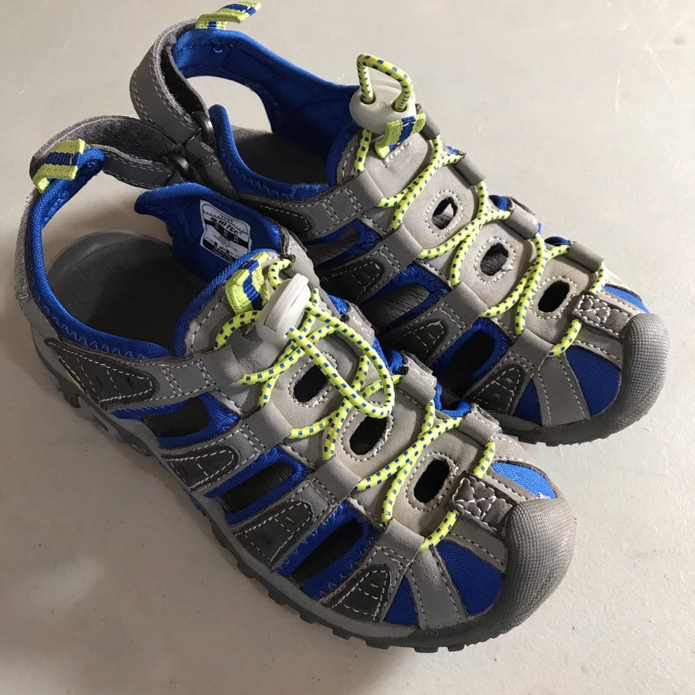 Hi-Tec Little Boys Sandals Shoes Size 13